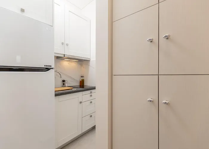 Senses بيت للعطل *