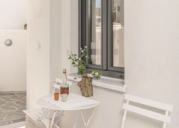 Senses بيت للعطل